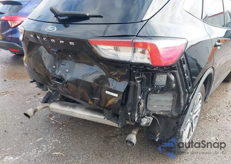 2020 Ford Escape Sel z USA, uszkodzony, nr VIN 1FMCU0H69LUC27092